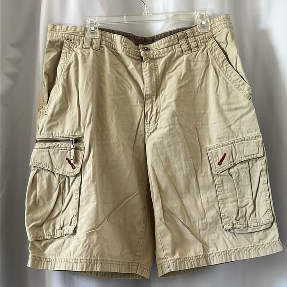 Columbia Men's Tan Cargo Shorts - Picture 1 of 5